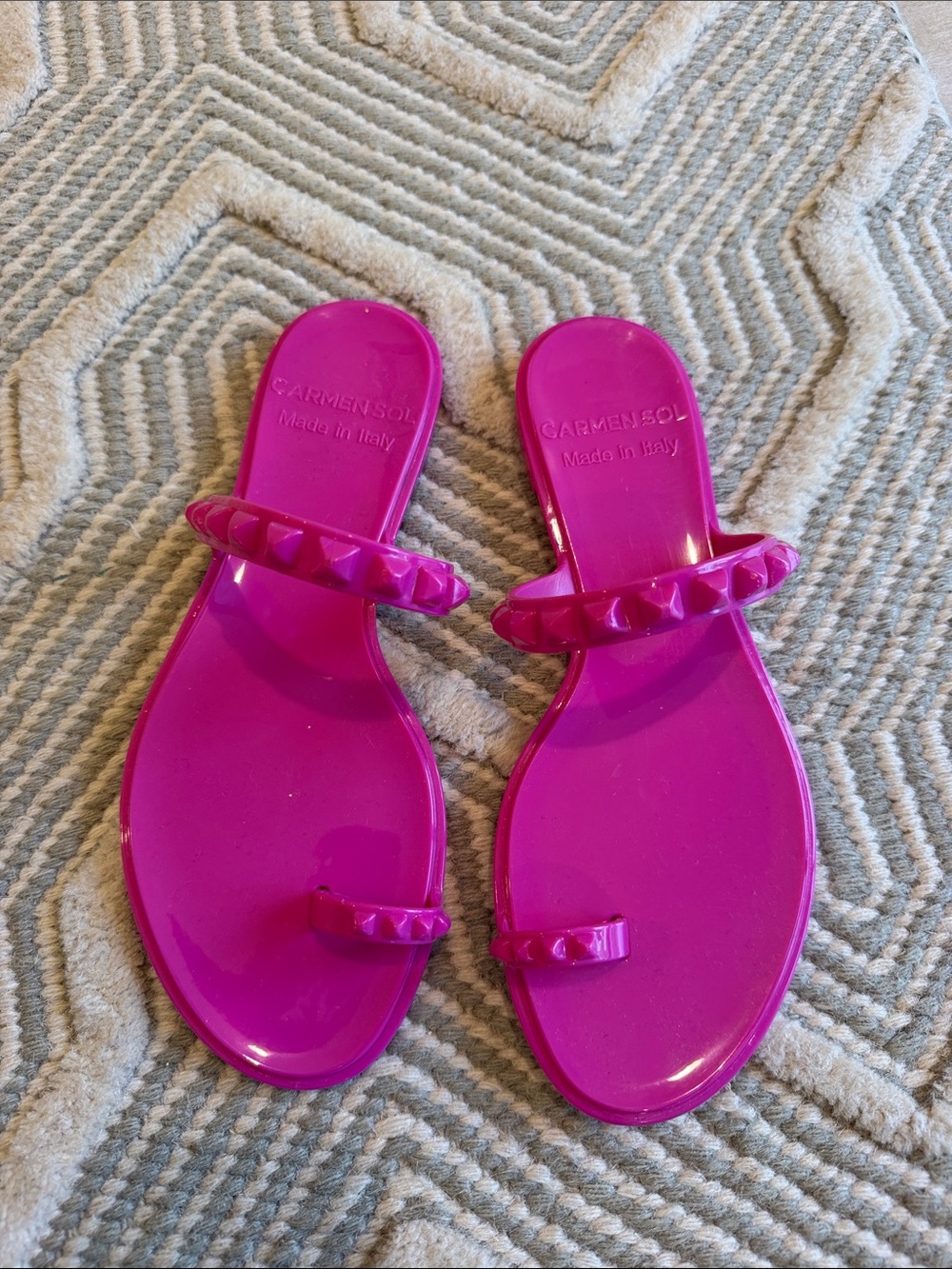 Carmen Sol Pink Women's Jelly Toe-Ring Sandals. Made in Italy. Size 10